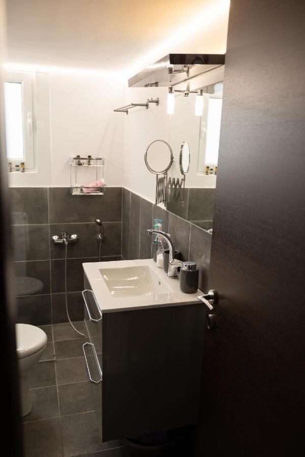 "Elegance" Central Luxury Apartment Pireu Exterior foto